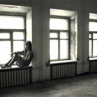 В заброшке... :: СЮ 