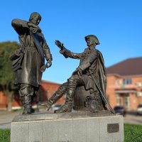 Памятник на Привокзальной площади :: Мария Васильева Памятник на Привокзальной площади :: Мария Васильева