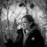 Просто встречная прохожая :: Sergey 