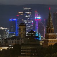 Небоскребы Москва-Сити :: <<< Наташа >>>