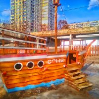 НА   ДЕТСКОЙ   ПЛОЩАДКЕ (1) :: Анатолий Малобродский