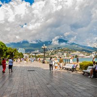 Набережная :: Юрий Яловенко