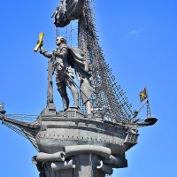 Пётр и Церетели. :: Владимир Мигонькин