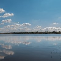 В озеро небо упало... :: Юрий Яловенко