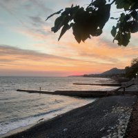 Закат в Новом Афоне :: Ирэн 