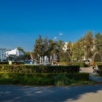 Фонтан на площади Буревестника :: Александр Синдерёв