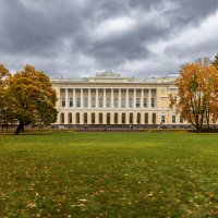 Сентябрь в Михайловском саду :: Евгений 