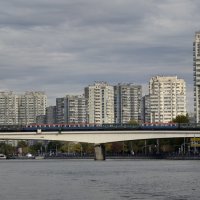 Метромост Коломенское :: <<< Наташа >>>