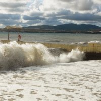 Геленджик. Сентябрь. :: Сергей Запорожцев