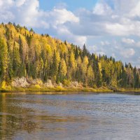 Река Ухта, выходы древнего Тиманского кряжа. Республика Коми. :: Николай Зиновьев