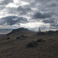 Вечереет в горах рано. :: Андрей Хлопонин