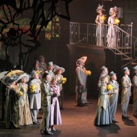 Оперетта "Фиалка Монмартра" :: Валерий Судачок