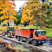 Очистка Продольного пруда в Екатерининском парке ЦС продолжается ... :: Сергей 