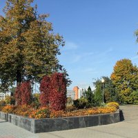 *** :: Роланд Дубровский