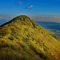 Вид с канатной дороги... Геленджик... :: Николай Саржанов Вид с канатной дороги... Геленджик... :: Николай Саржанов