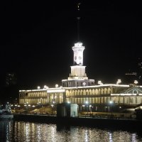 Северный речной вокзал :: Дмитрий И_