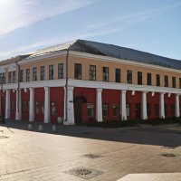 Здание бывшего ремесленного училища. :: Ирина Нафаня Здание бывшего ремесленного училища. :: Ирина Нафаня