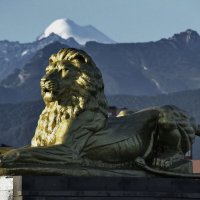 НА ФОНЕ :: Юрий Вовк