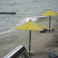 Приморский пляж осенью :: Victoria 