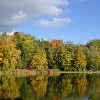 Осень. Сказочный чертог, Всем открытый для обзора... :: Галина 