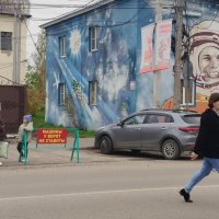 по главной улице :: Любовь 