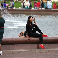 отличная от многих :: Олег Лукьянов