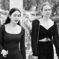 *** :: Виктор Никитенко