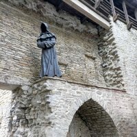 В Саду датского короля, монах наблюдающий – Клавдий. :: Veera V В Саду датского короля, монах наблюдающий – Клавдий. :: Veera V