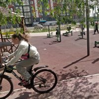 Лихо катит... :: Андрей Хлопонин Лихо катит... :: Андрей Хлопонин