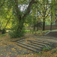 Осень в уездном городе :: Александр Филатов