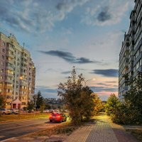 Осенние тротуары :: Игорь Сарапулов