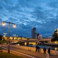 *** :: Игорь Чичиль