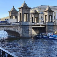 Опять стою у краешка земли...Опять плывут куда-то корабли... :: Стальбаум Юрий 