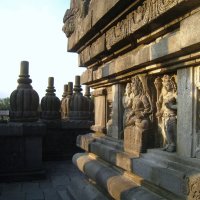 Резные изображения индуистских божеств в храме Прамбанан. :: unix (Илья Утропов)