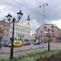 наше місто :: Степан Карачко