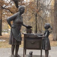 памятник газовой плите :: Ирина Милонова