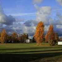 А облака плывут,как корабли,без парусов в небесной сини.. :: Татьян@ Ивановна