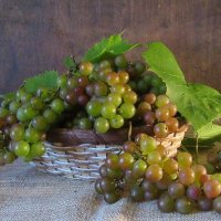 С   виноградом... :: Галина Кузьмина