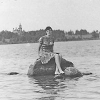 Девушка-русалка. :: Татьяна Корнеева 