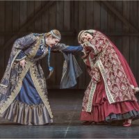 Актрисы Мария Мещерякова в роли Кабато (сваха) и Наталья Парашкина в роли Ханумы (сваха).          ) :: Александр Максимов