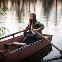 Мария в лодке с веслами :: Viktoria Anufrieva