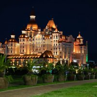 Отель-замок "Богатырь" :: Сергей Михайлов