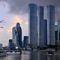 Москва. Вечерняя прогулка по реке :: Владимир Мигонькин Москва. Вечерняя прогулка по реке :: Владимир Мигонькин