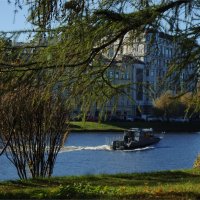 через акваторию мчится катерок (О.Анофриев) :: sv.kaschuk 