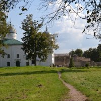 Изборская крепость - главный форпост Средневековой Руси здесь :: Виктор Осипчук Изборская крепость - главный форпост Средневековой Руси здесь :: Виктор Осипчук