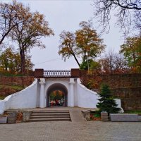 Каменный мост в парке! :: Надежда 