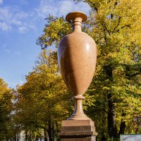 Порфировая ваза :: Ирина Соловьёва