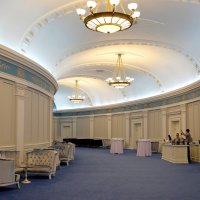 В Новосибирском академическом театре оперы и балета. :: Нэлли Обертынская