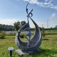 Парк бетонных скульптур в городе Свирске Иркутской области :: Галина Минчук Парк бетонных скульптур в городе Свирске Иркутской области :: Галина Минчук