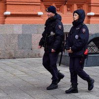 Настоящий героизм, который часто остаётся за кадром. :: Татьяна Помогалова